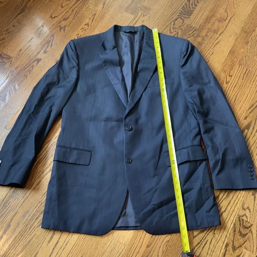 JOS A BANK SIGNATURE COLLECTION 44L 36 X 29 BLUE PINSTRIPED WOOL SILK BLEND SUIT